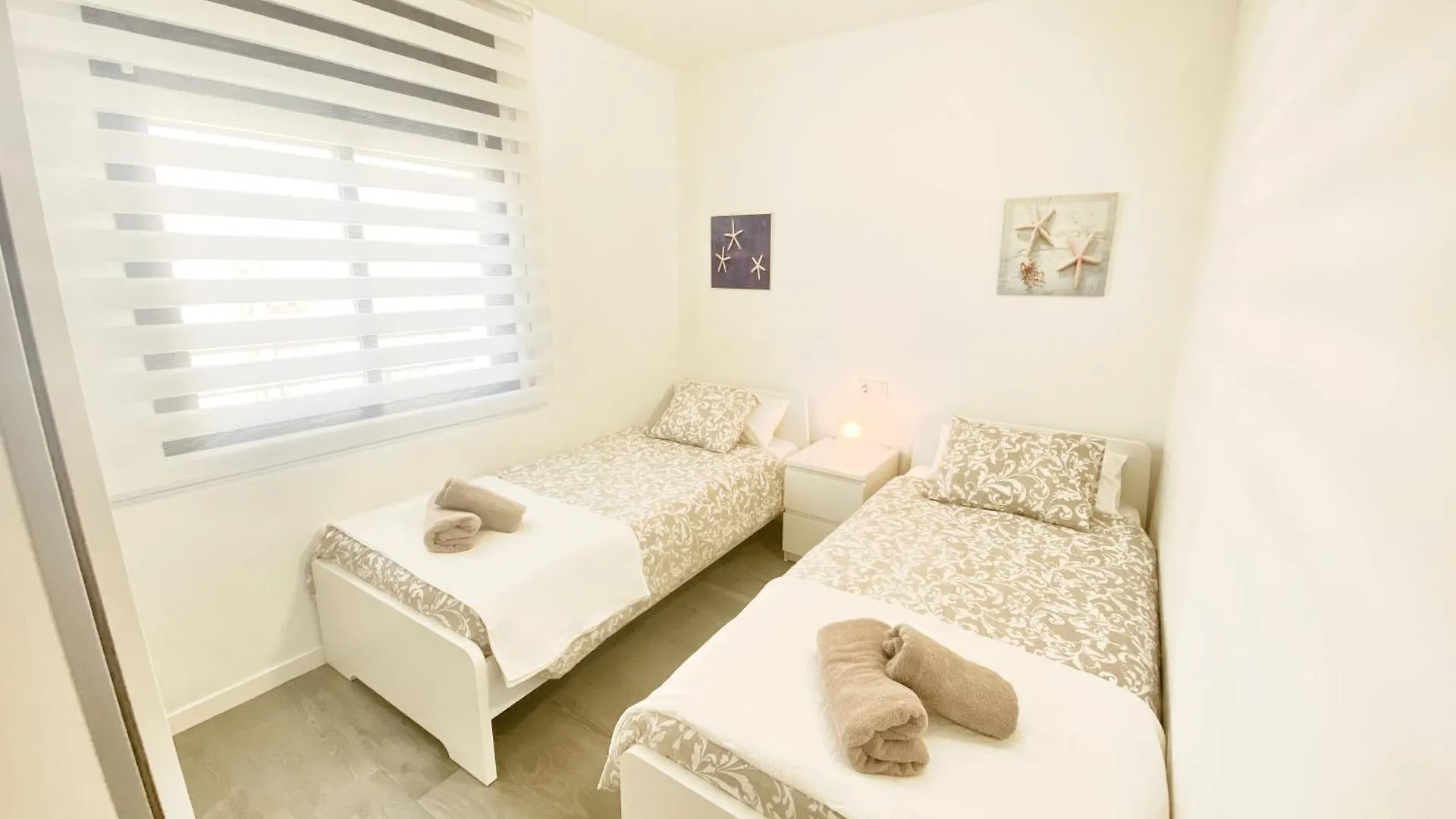 ミアミ・プラトーヤAtico Solarium La Calaアパートメント